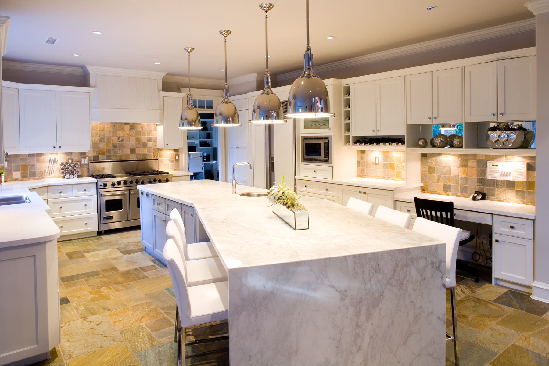 Crescent Beach Retreat, interior