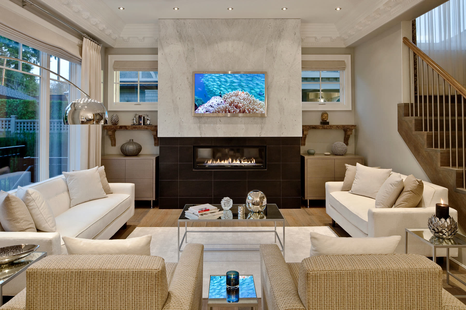 Shaughnessy Jewel, interior