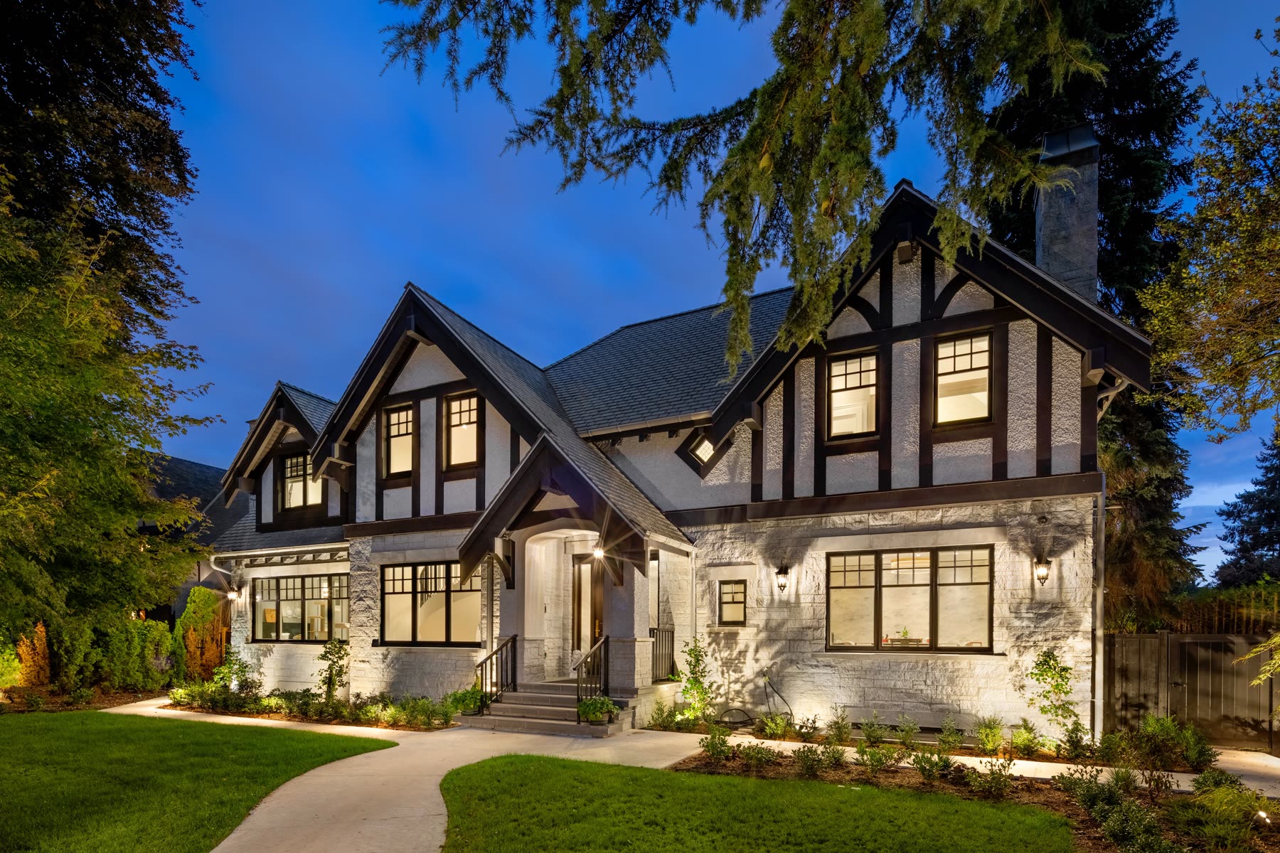 Shaughnessy Renaissance, exterior