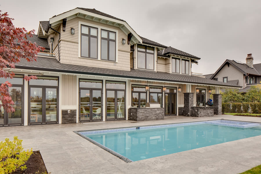 Southland Gem, Southlands